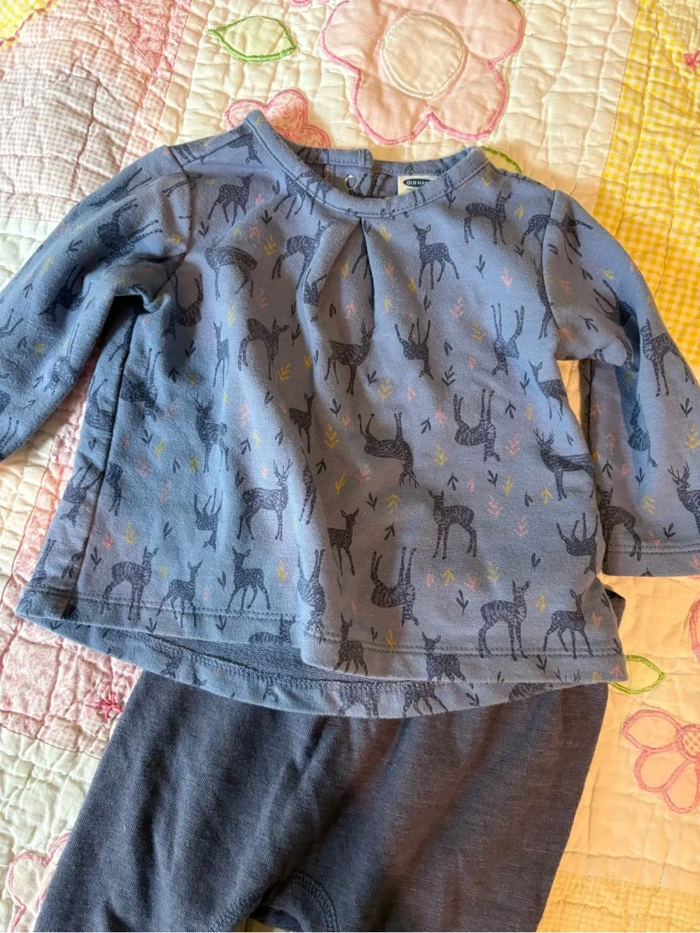 Old Navy Deer Print Set Baby Girl Size 3-6 Months